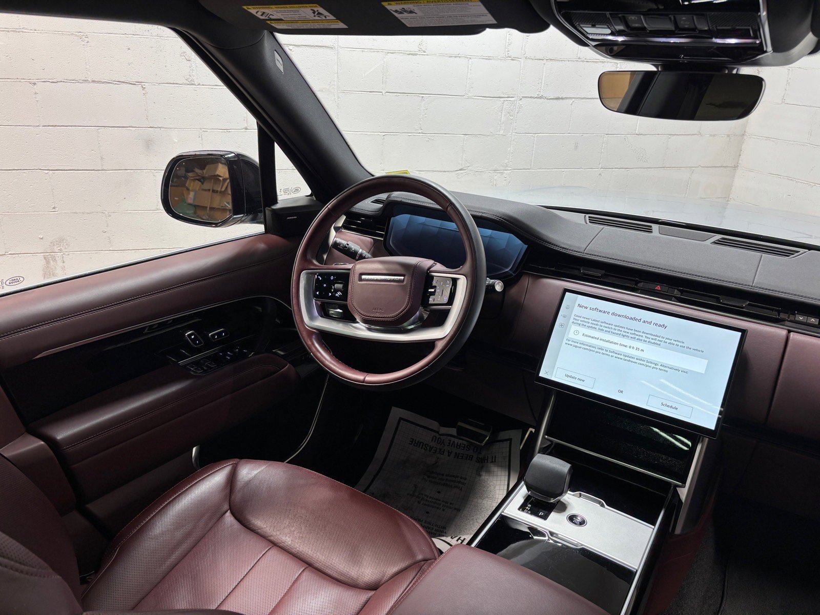 Used 2024 Land Rover Range Rover SE AWD/4WD image 31