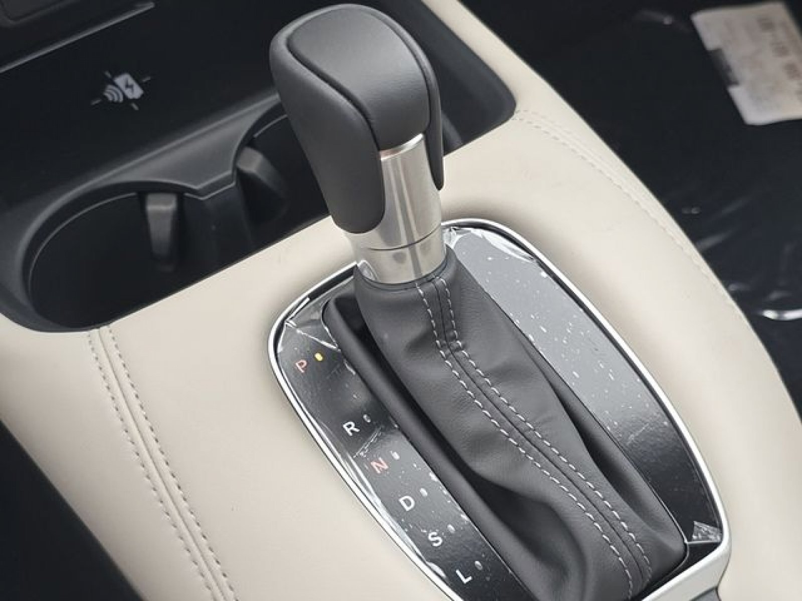 New 2026 Honda HR-V EX-L image 23