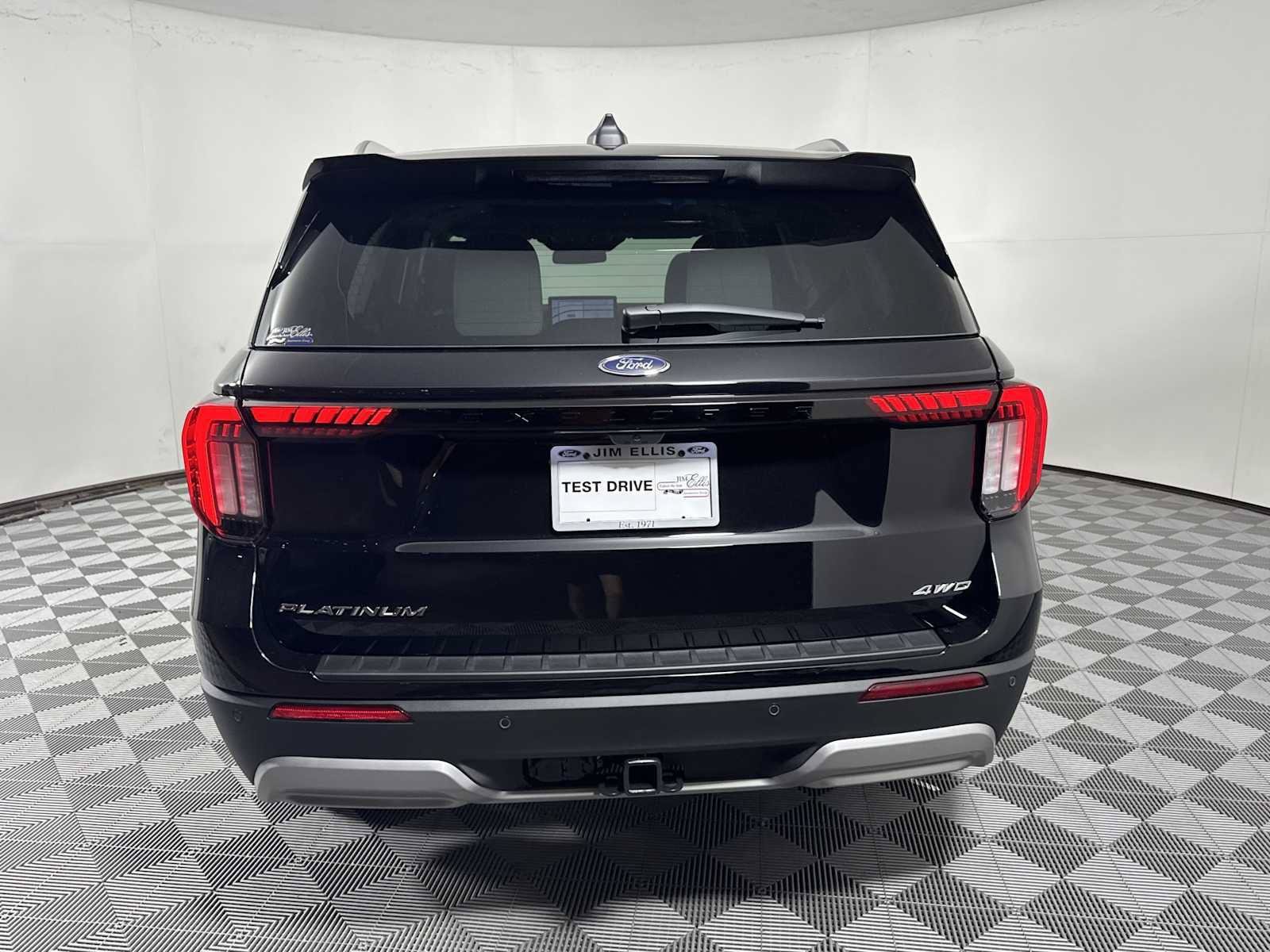New 2026 Ford Explorer Platinum w/ LUX Leather Package AWD/4WD image 6