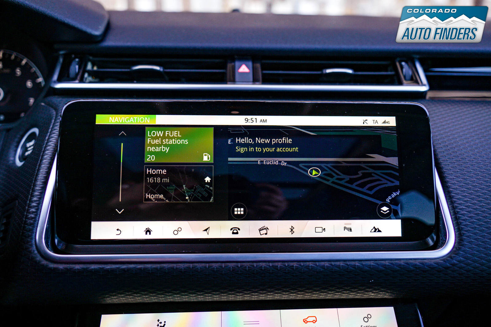 Used 2020 Land Rover Range Rover Velar S image 20