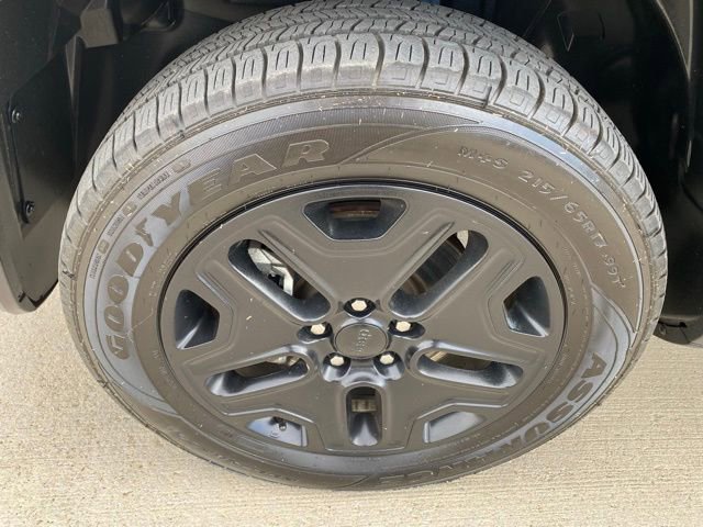 Used 2018 Jeep Renegade Trailhawk w/ UConnect 8.4 Nav Group image 24