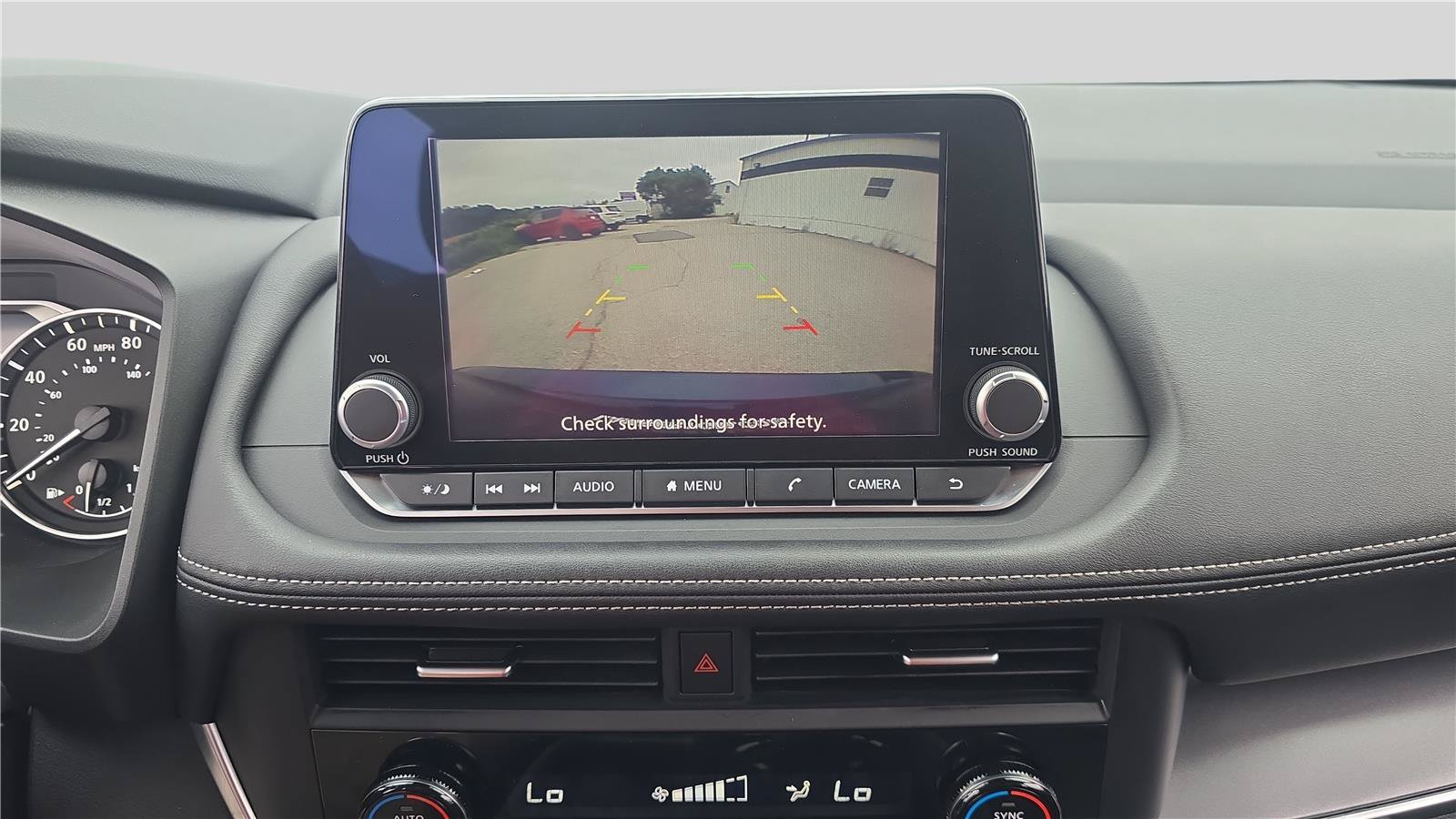 Used 2025 Nissan Rogue SV FWD image 22
