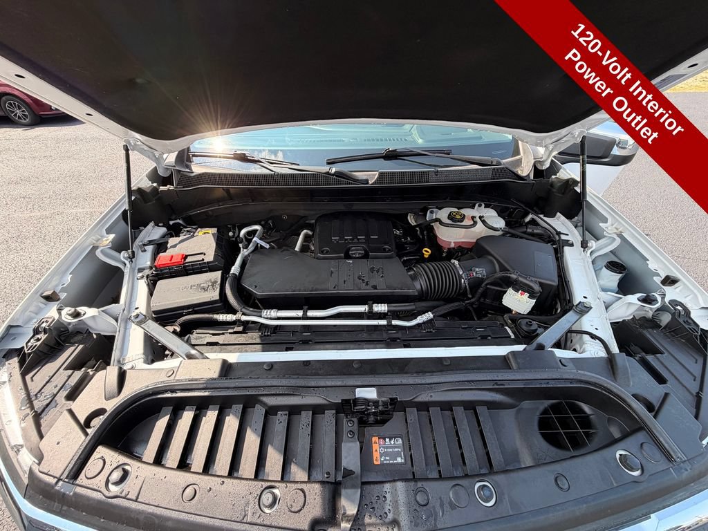 Used 2024 Chevrolet Silverado 1500 LT AWD/4WD image 32