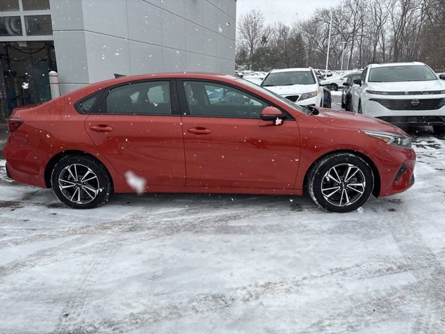 Used 2024 Kia Forte LXS w/ LXS Technology Package image 4