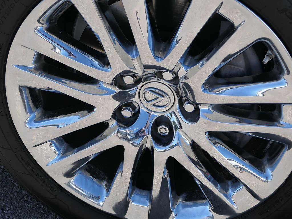 Used 2014 Lexus LS 460 w/ Comfort Package RWD image 10