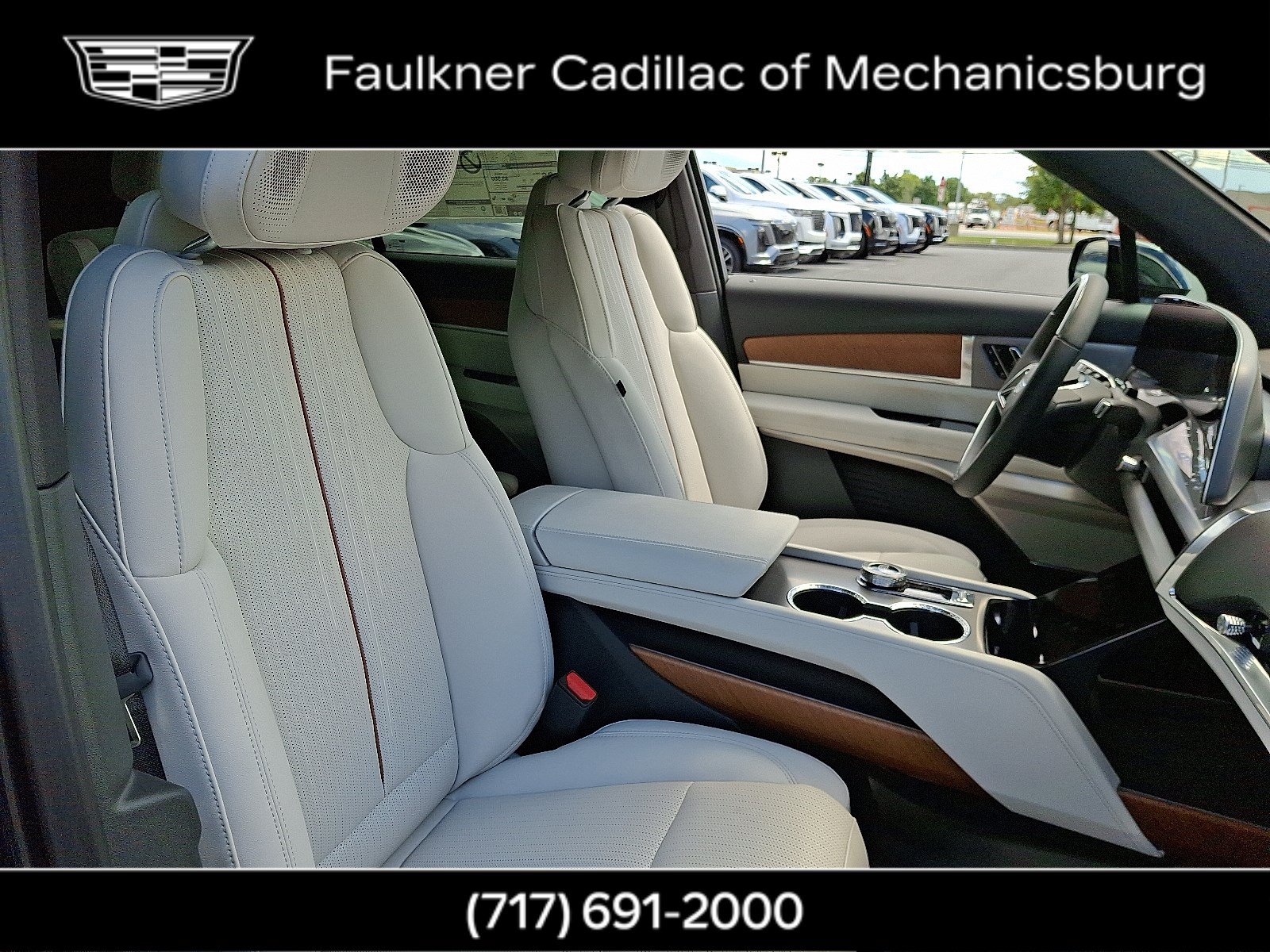 New 2026 Cadillac Vistiq Luxury w/ LPO, Floor Liner Package AWD/4WD image 12