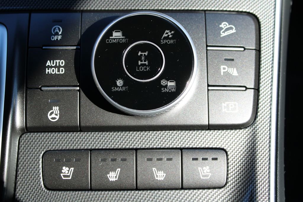 Used 2023 Hyundai Santa Fe Limited image 22