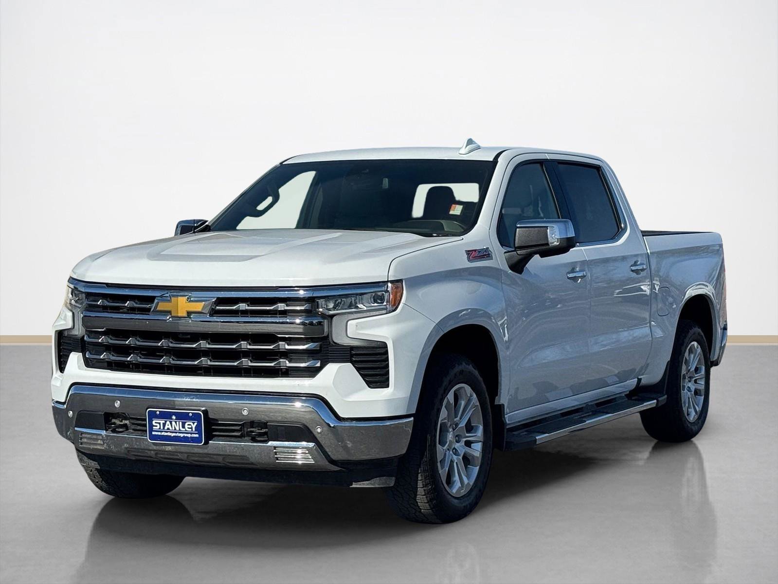 Used 2024 Chevrolet Silverado 1500 LTZ image 3