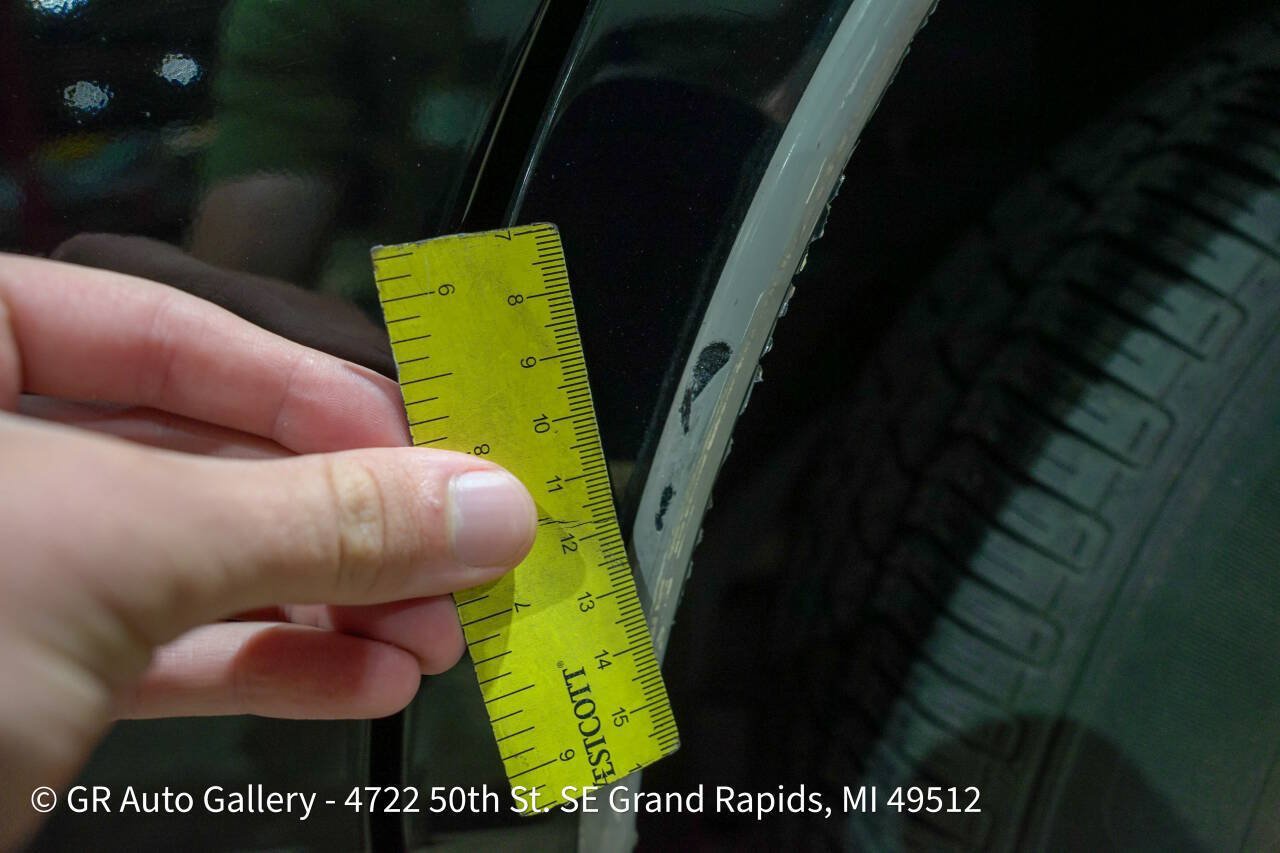 Used 2004 Buick Century Custom FWD image 33