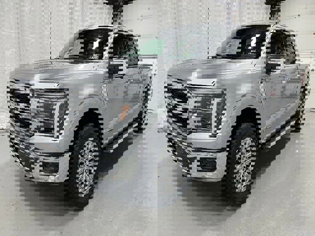 Used 2025 Ford F150 Lariat w/ Equipment Group 501A Mid image 3