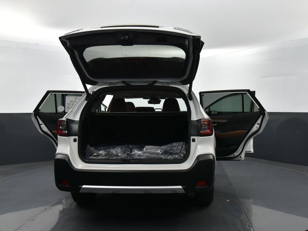 New 2025 Subaru Outback Touring XT image 33