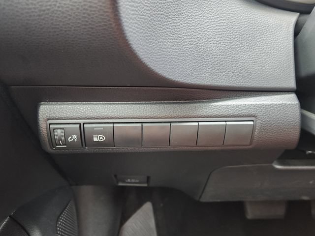 Used 2024 Toyota Corolla SE FWD image 24