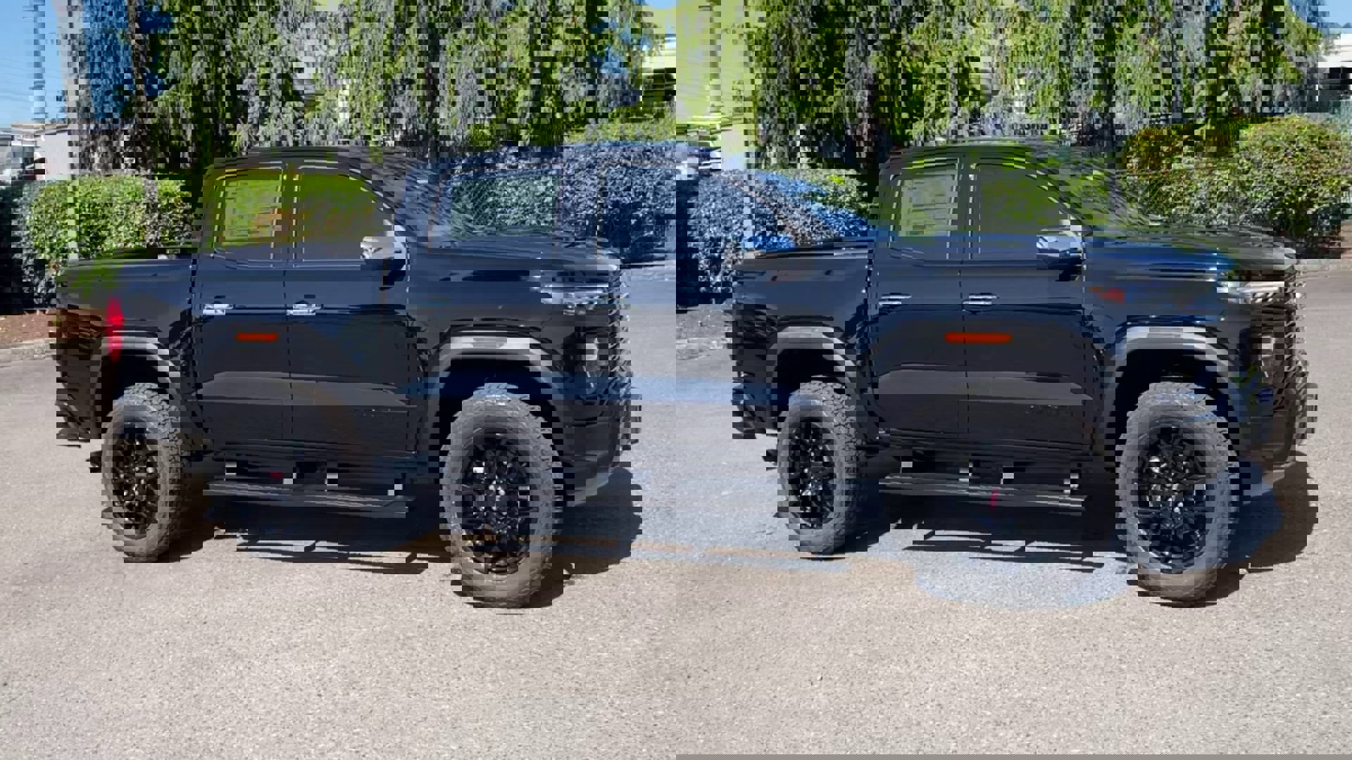 New 2025 GMC Canyon Denali w/ LPO, Denali Black Edition image 78