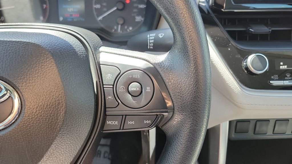 Certified 2024 Toyota Corolla Cross L image 26