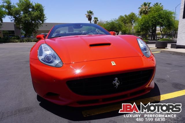 Used 2014 Ferrari California RWD image 89