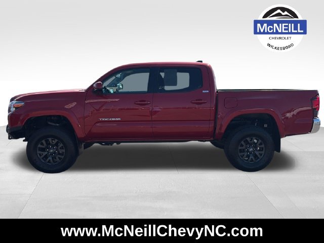 Used 2021 Toyota Tacoma SR5 AWD/4WD image 5