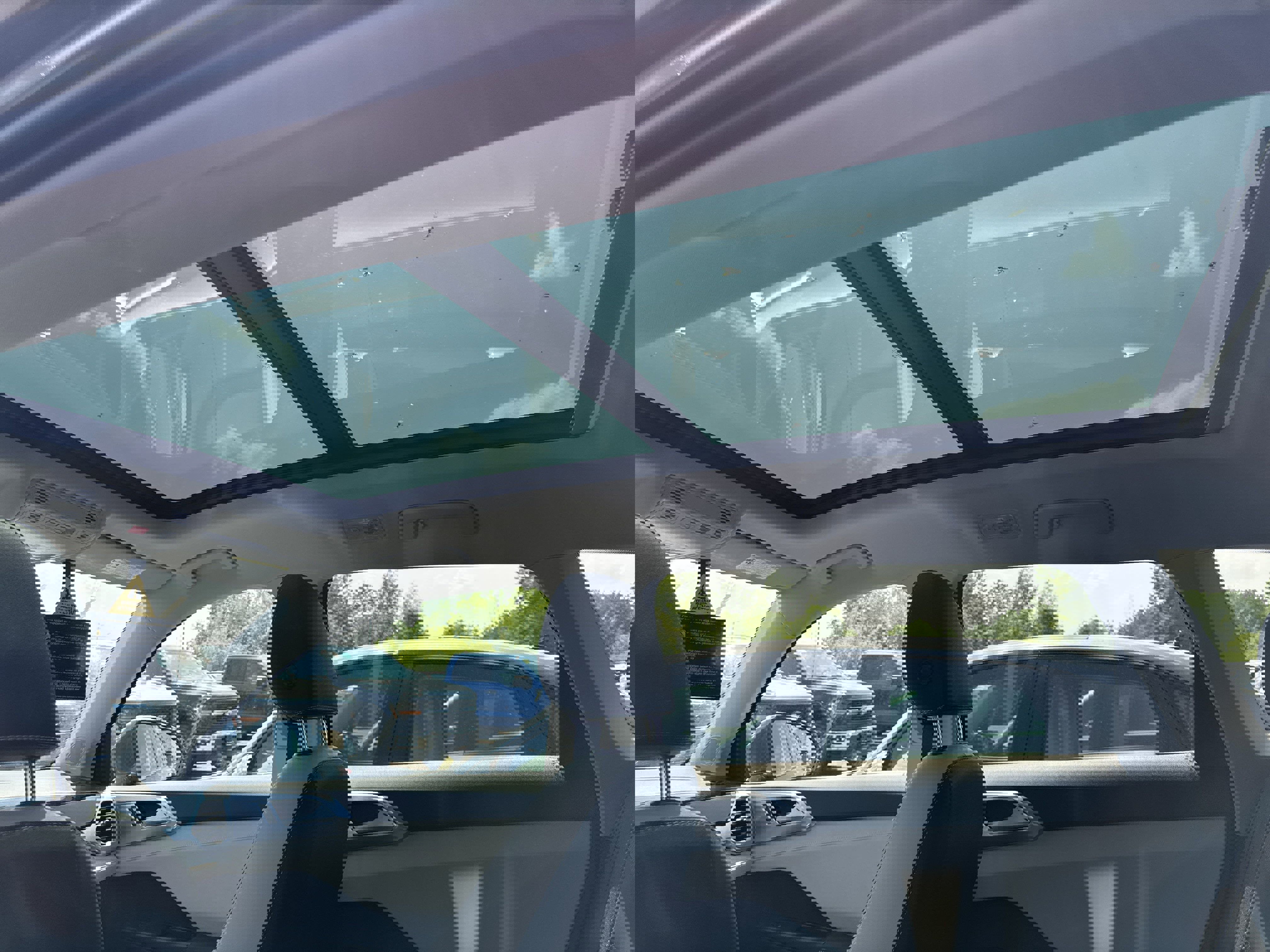 New 2025 Volkswagen Taos SE image 25