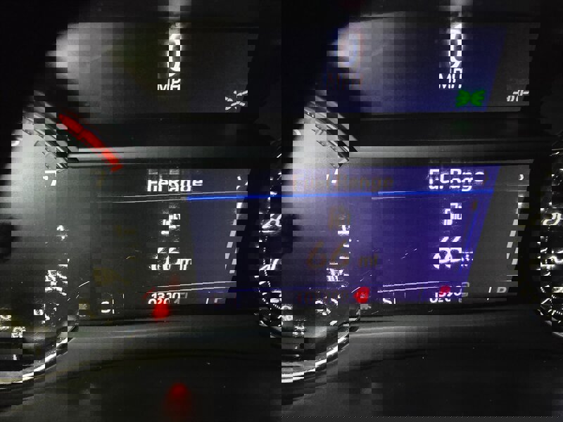 Used 2020 Cadillac XT4 Premium Luxury image 26