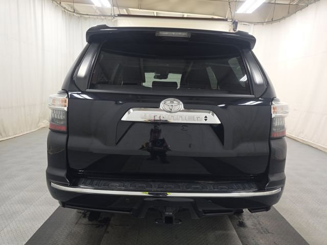 Used 2021 Toyota 4Runner Limited image 6
