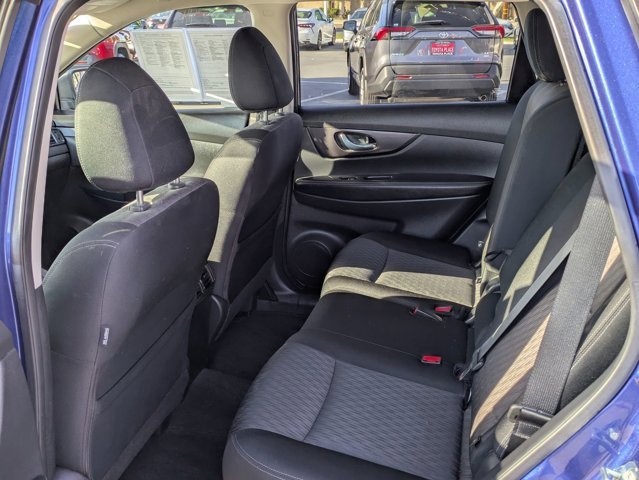 Used 2019 Nissan Rogue SV w/ Premium Package image 14