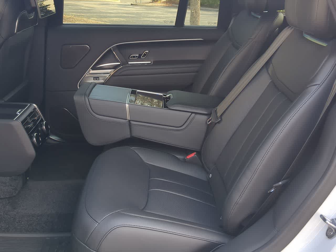 New 2026 Land Rover Range Rover Long Wheelbase Autobiography AWD/4WD image 21