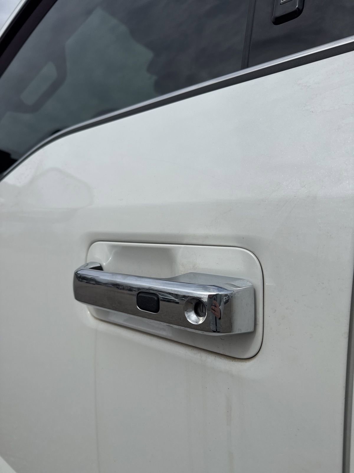 Used 2020 Ford F350 Platinum w/ FX4 Off-Road Package image 15