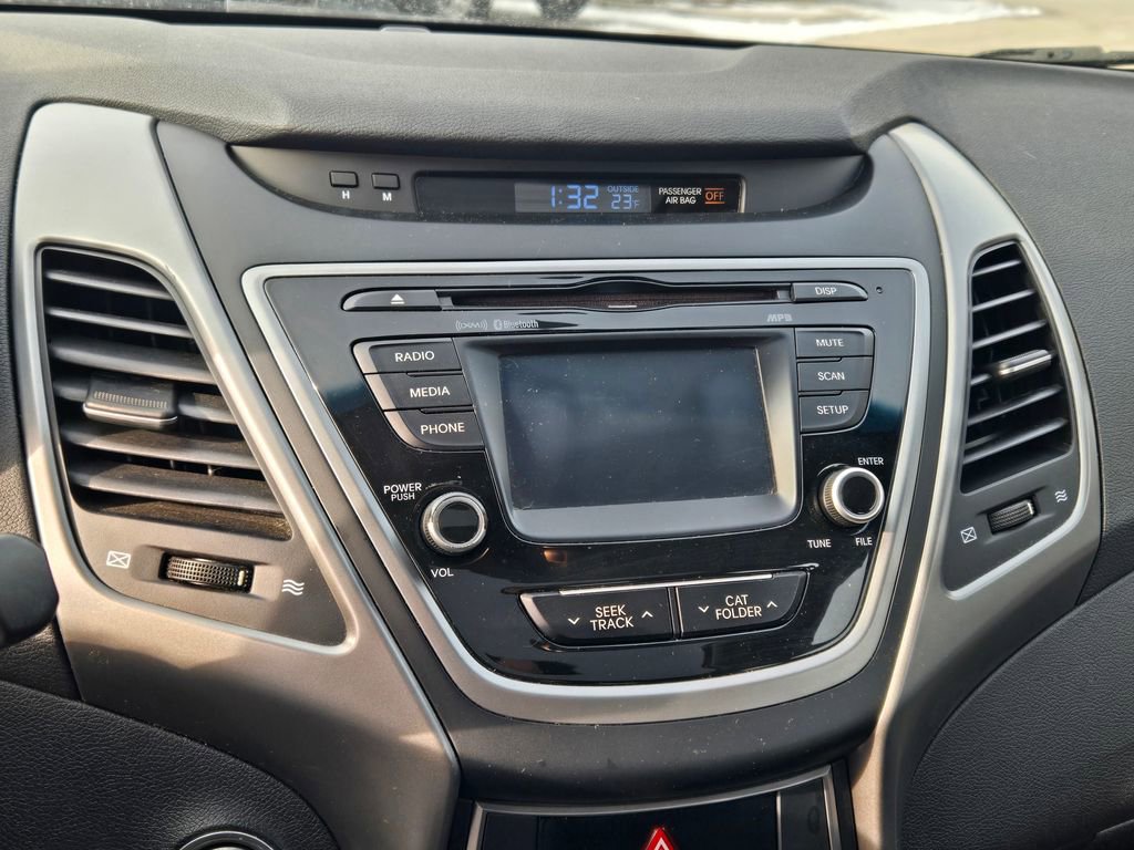 Used 2016 Hyundai Elantra Value Edition image 30