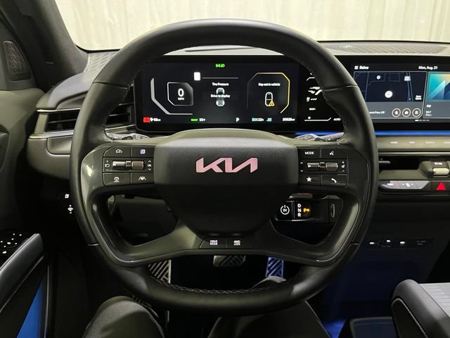 Used 2024 Kia EV9 GT-Line AWD/4WD image 20