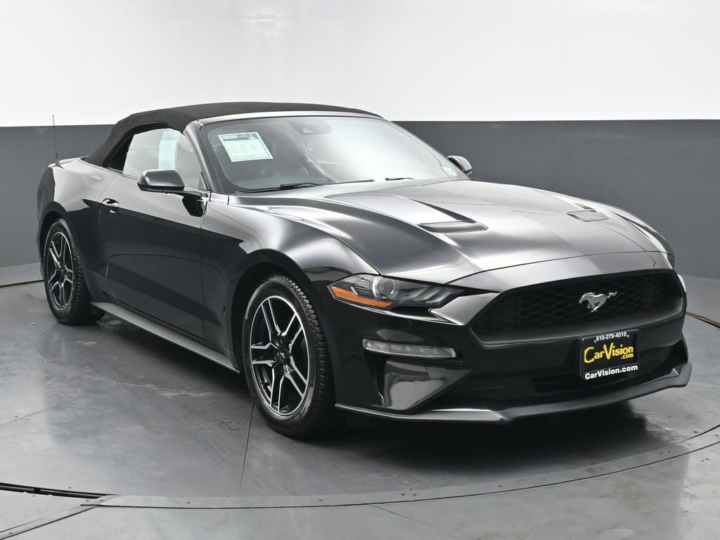 Used 2022 Ford Mustang Premium image 3