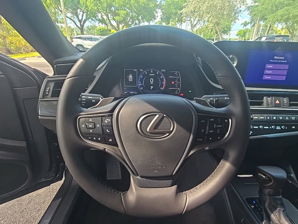 Used 2023 Lexus ES 350 w/ Accessory Package (Z2) FWD image 17