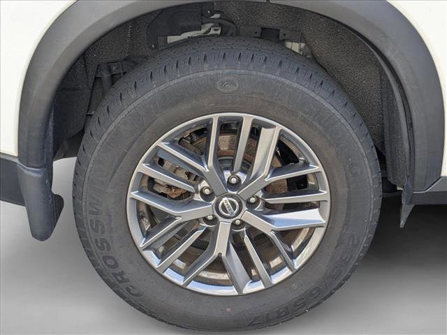 Used 2021 Nissan Rogue S image 9