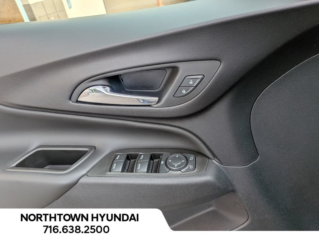 Used 2023 Chevrolet Equinox LT FWD image 26