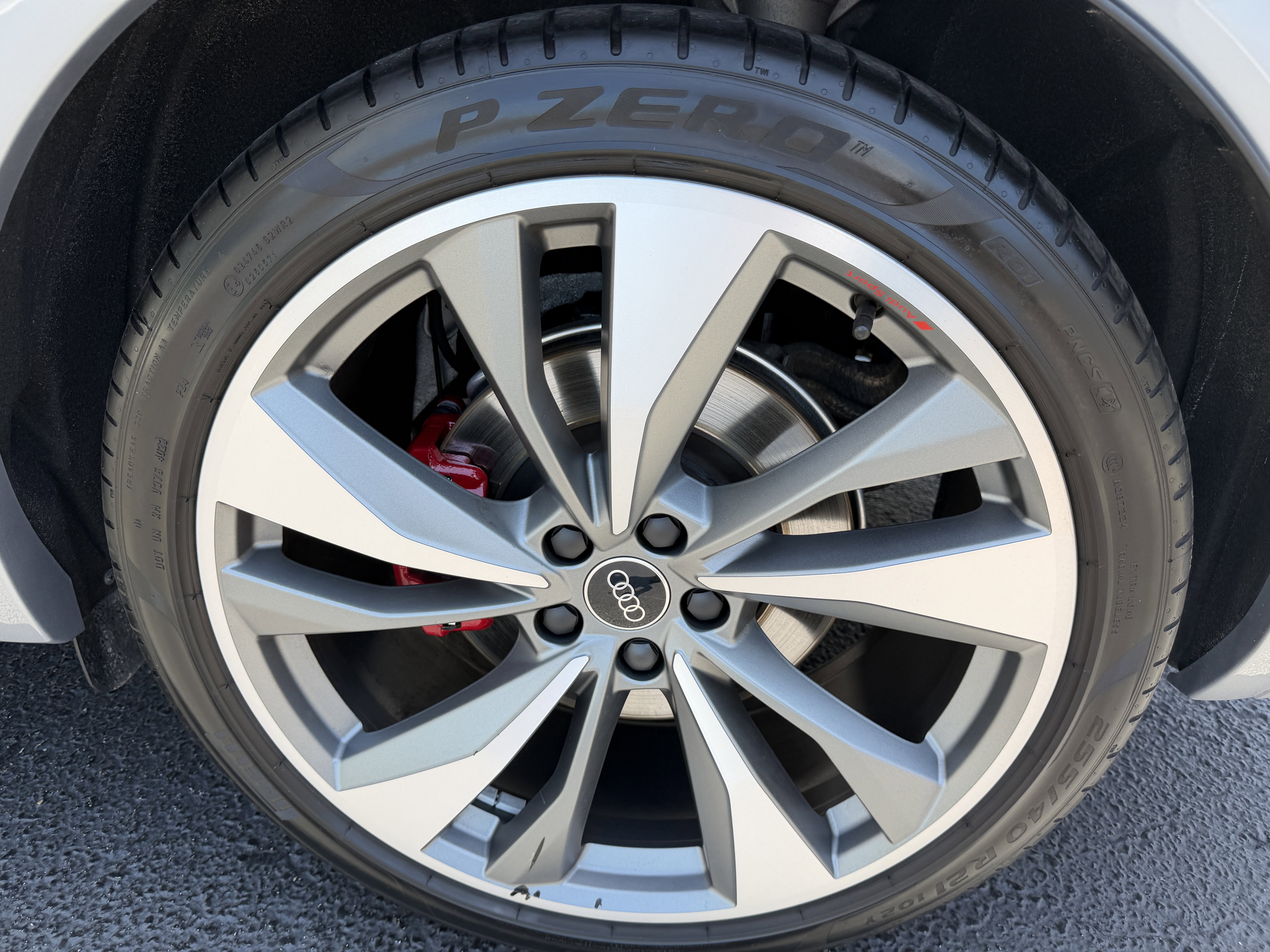 Used 2024 Audi SQ5 Premium Plus AWD/4WD image 9