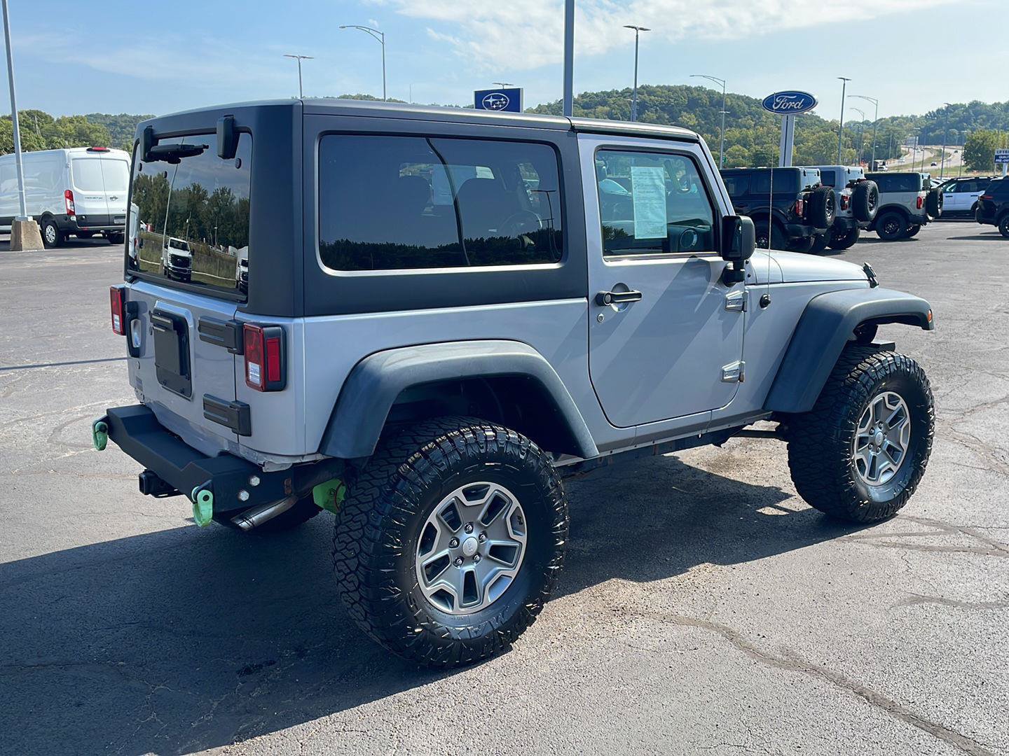 Used 2015 Jeep Wrangler Rubicon w/ Power Convenience Group AWD/4WD image 5