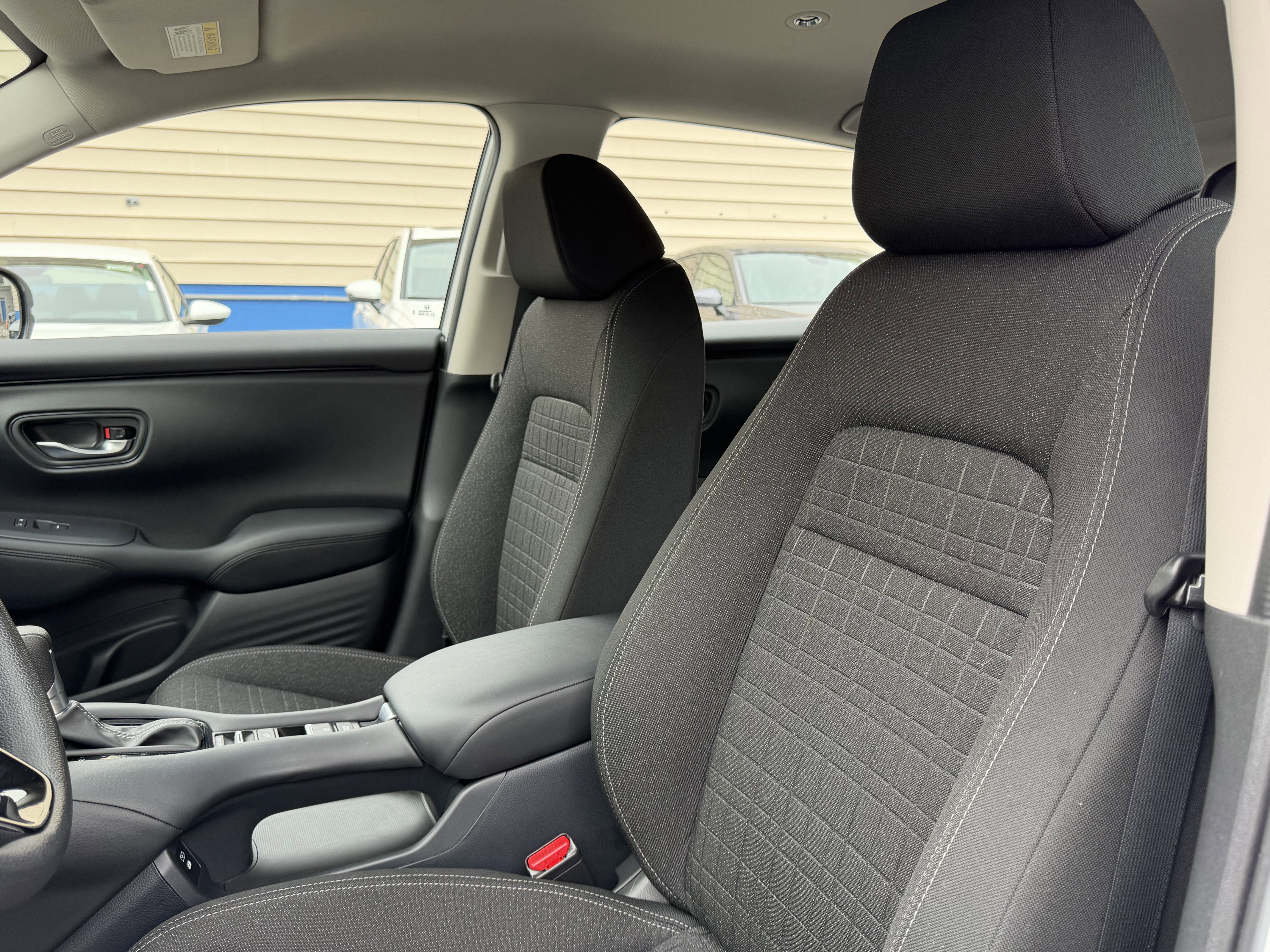 Certified 2024 Honda HR-V LX image 23