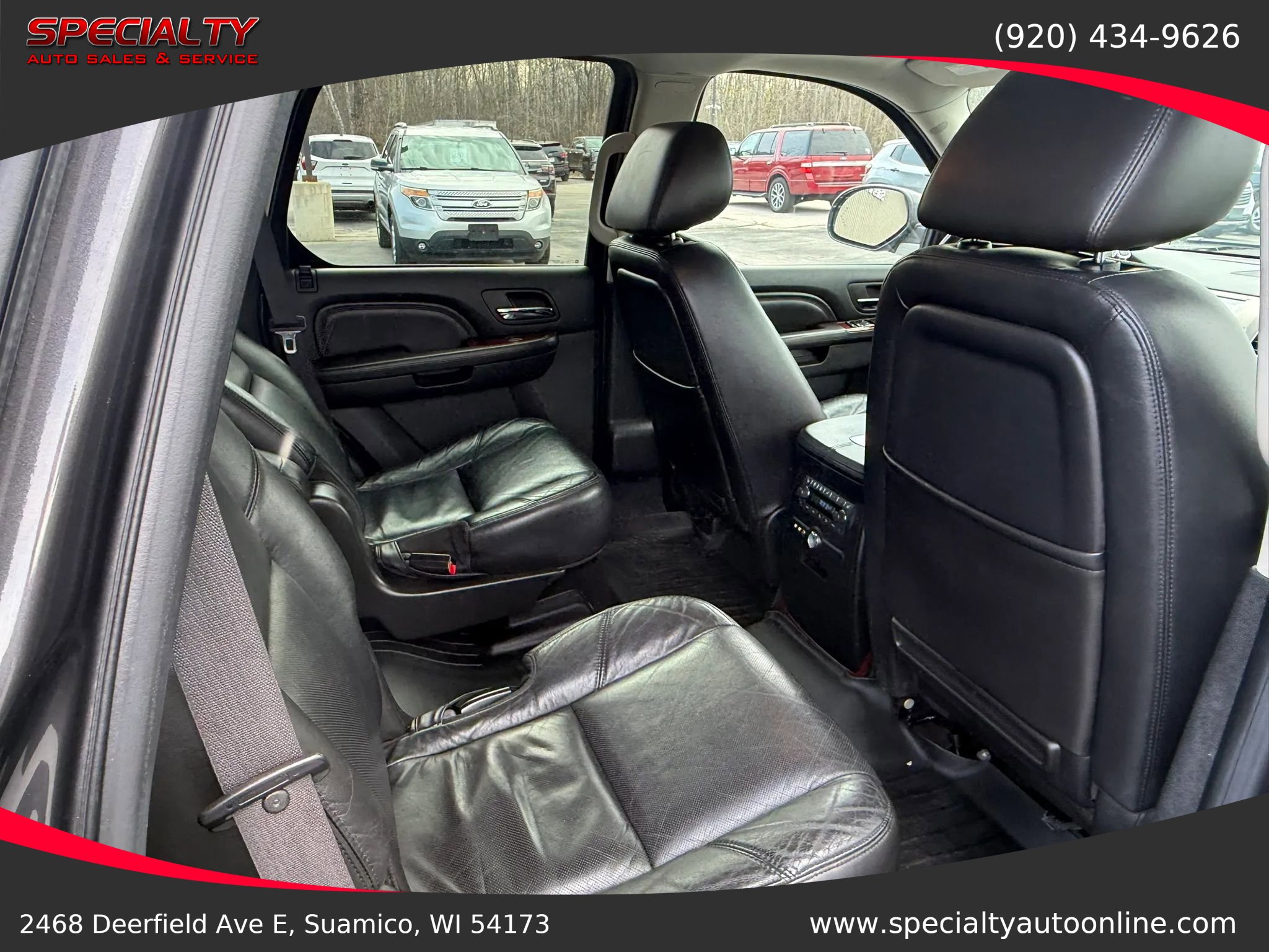 Used 2011 Cadillac Escalade AWD w/ Touring Package image 22