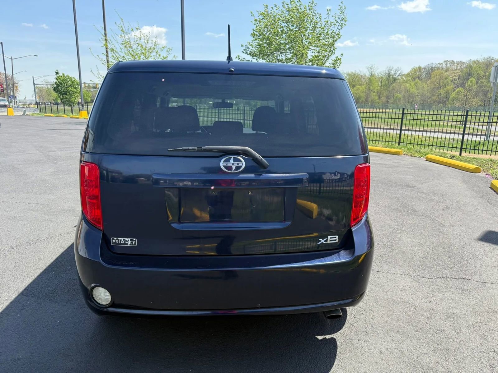 Used 2008 Scion xB FWD image 24