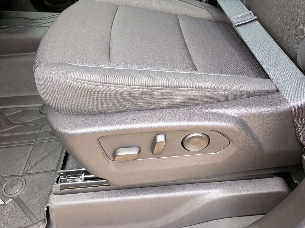 New 2025 Chevrolet Silverado 1500 Custom image 13