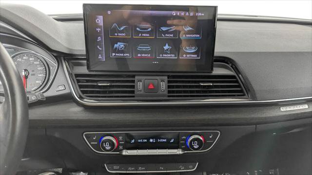 Used 2021 Audi Q5 2.0T Premium w/ Convenience Package AWD/4WD image 29