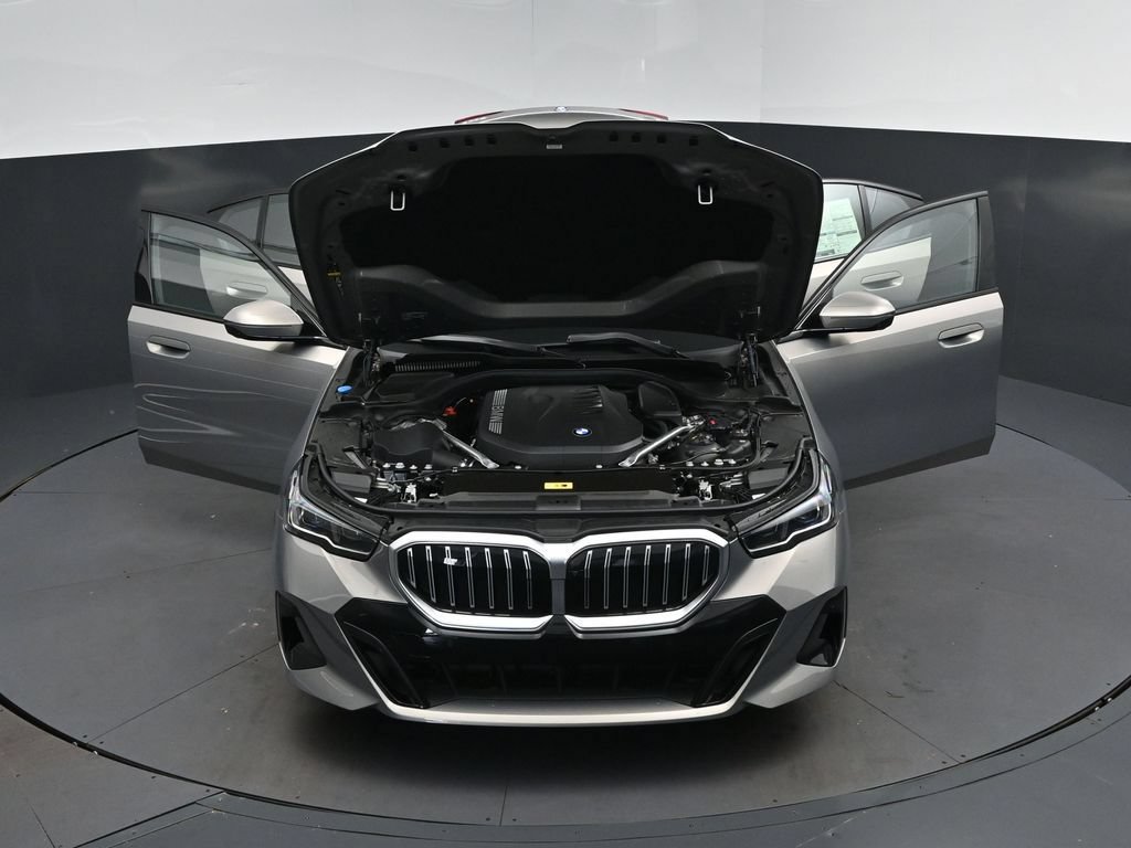 New 2027 BMW 550e xDrive w/ Premium Package AWD/4WD image 52