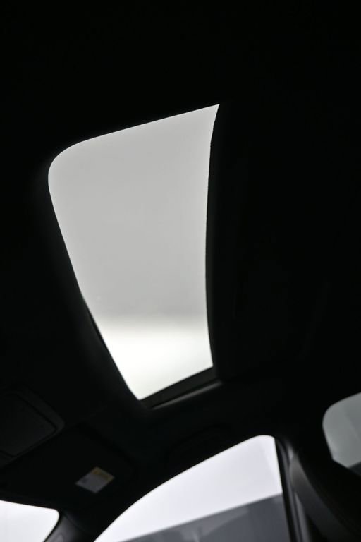 Certified 2023 Honda Passport EX-L image 18