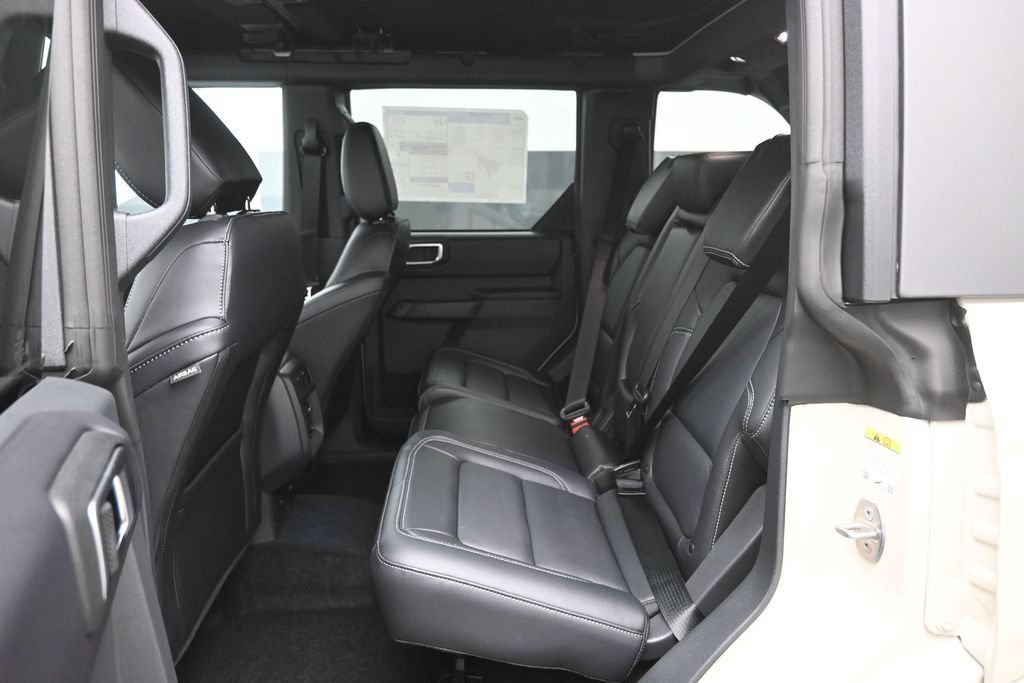 New 2026 Ford Bronco Outer Banks AWD/4WD image 23