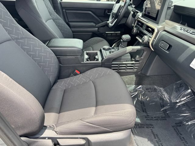 Used 2026 Toyota Tacoma SR5 AWD/4WD image 6