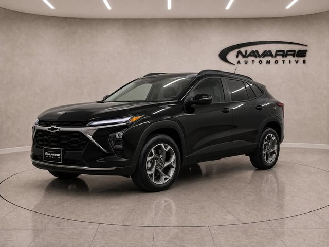 Used 2025 Chevrolet Trax LT FWD image 3