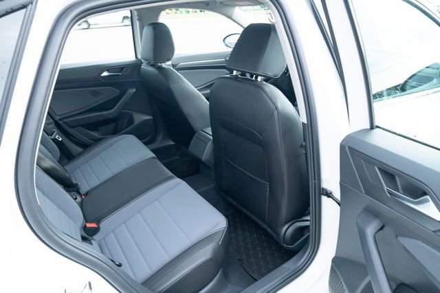 New 2026 Volkswagen Jetta SE image 34