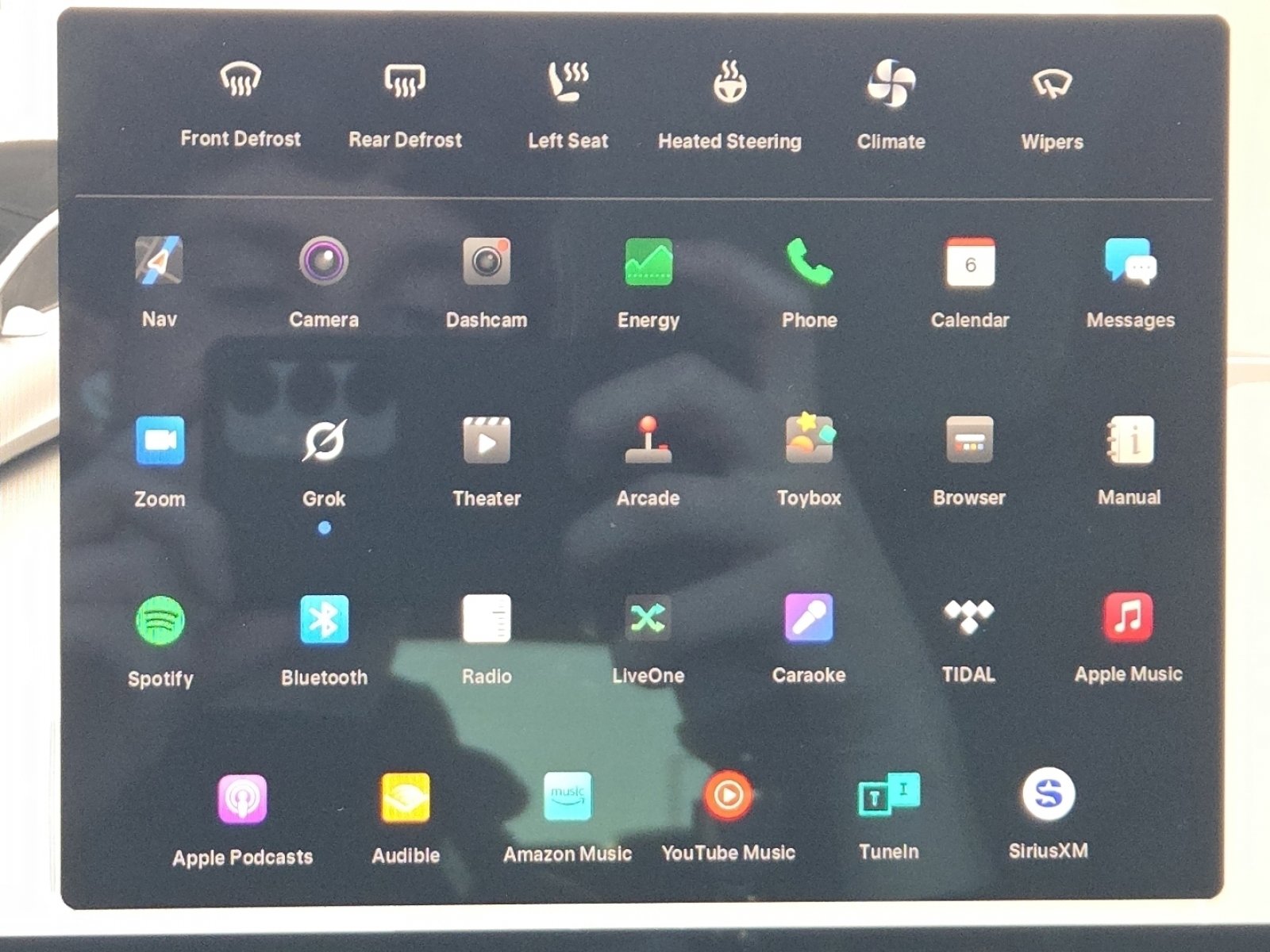 Used 2023 Tesla Model Y Long Range image 9