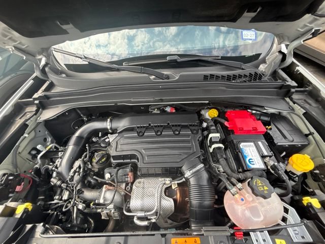 Used 2021 Jeep Renegade Limited AWD/4WD image 14