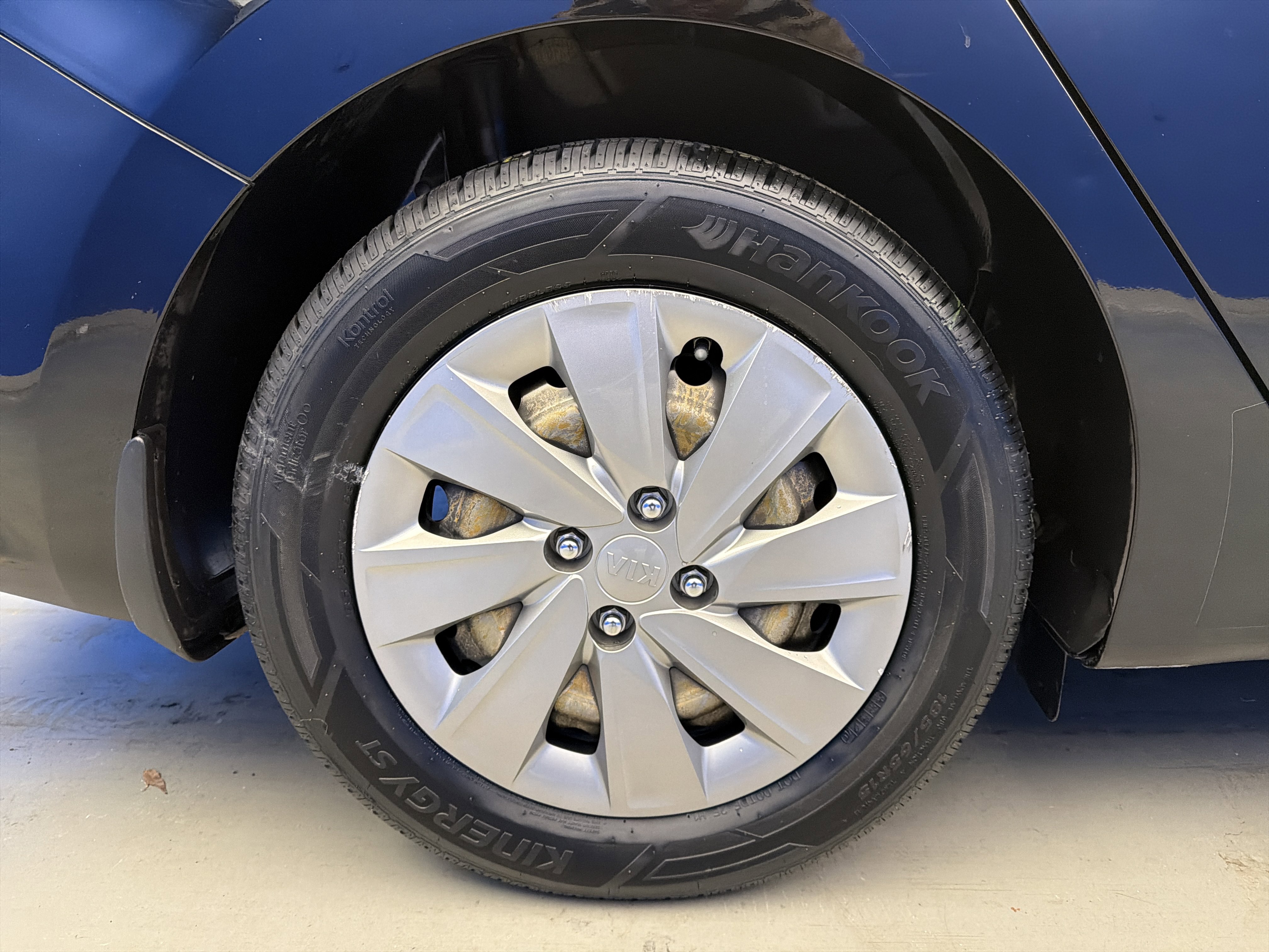 Used 2019 Kia Rio LX image 9