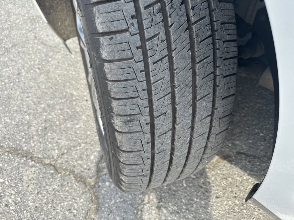 Used 2019 Buick Enclave Avenir w/ Avenir Technology Package image 34