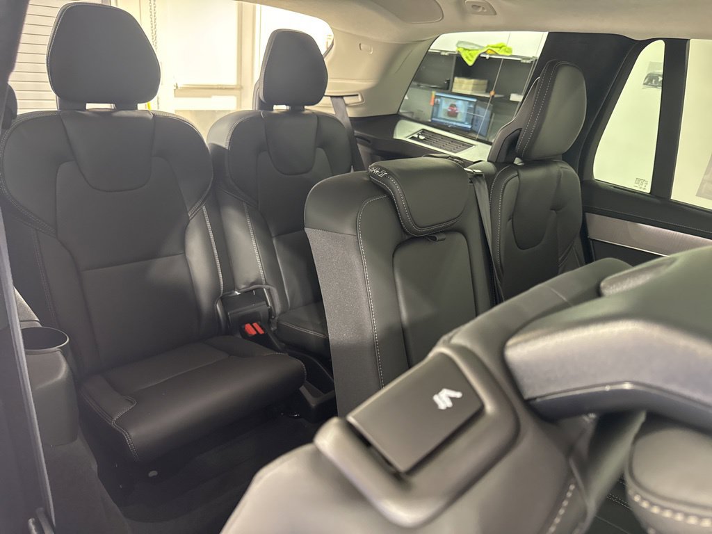 New 2026 Volvo XC90 B6 Ultra w/ Lounge Package AWD/4WD image 26